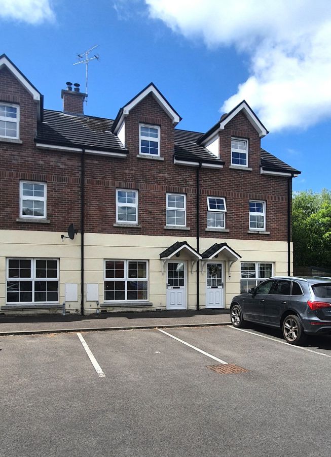 8 Deer Park