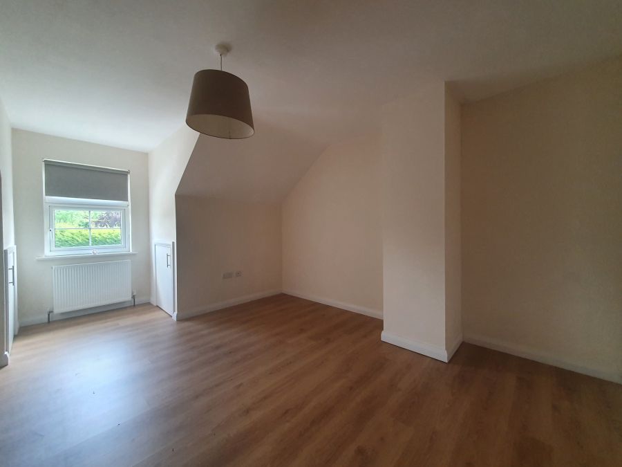 8 Deer Park
