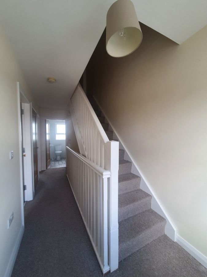 8 Deer Park