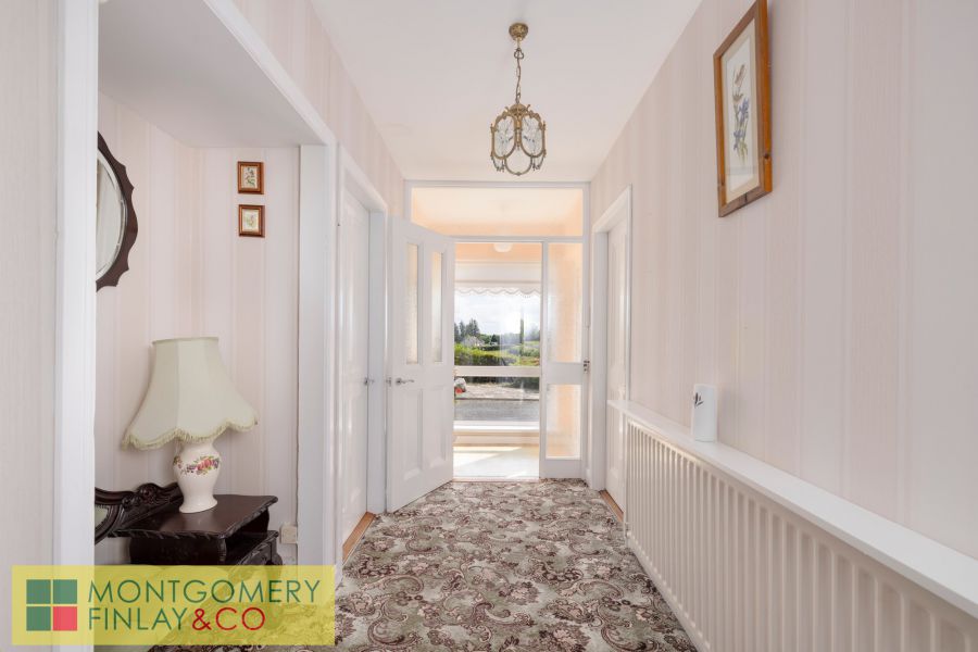 5 Ashwoods Road
