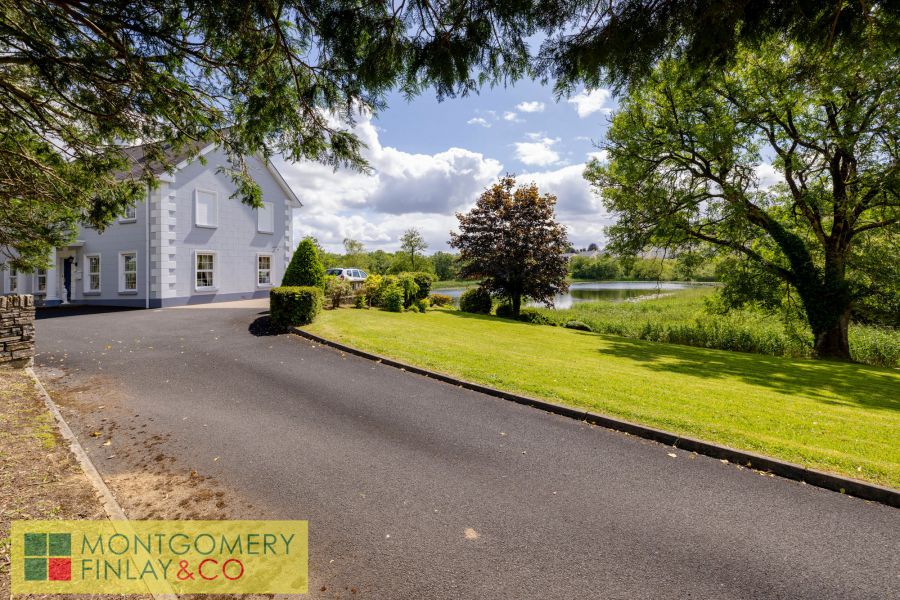 Kinarla House, 58 Lough Shore Road