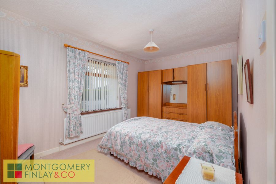 37 Devenish Crescent
