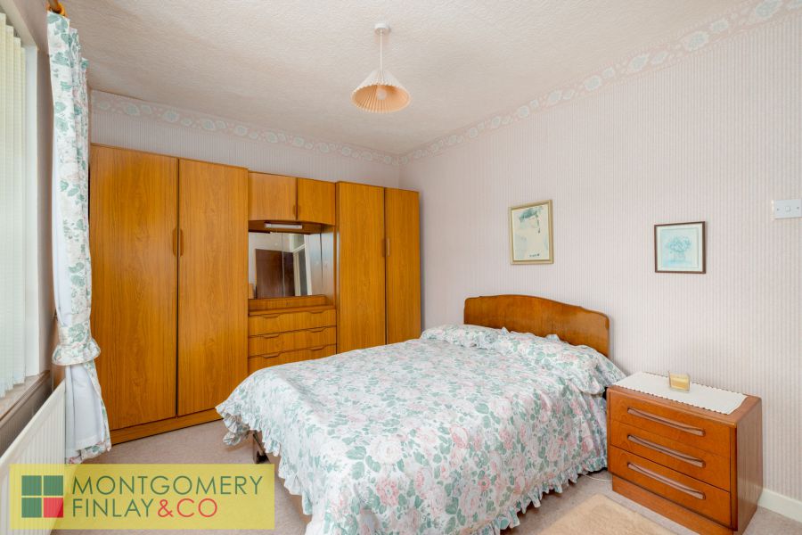 37 Devenish Crescent