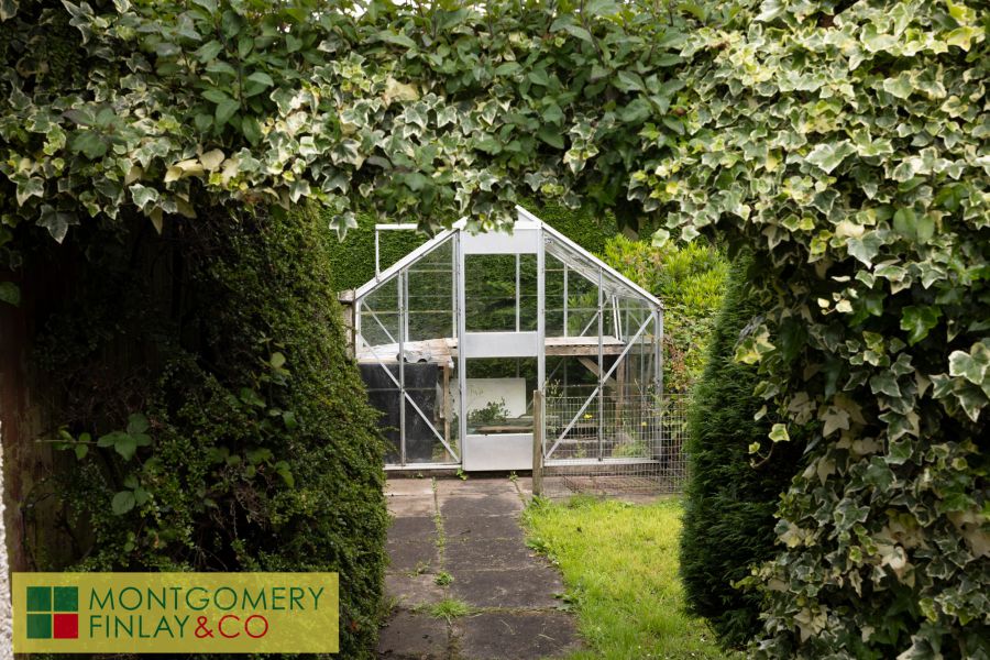 37 Devenish Crescent