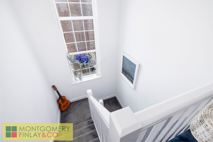 24 Cherrymount Green