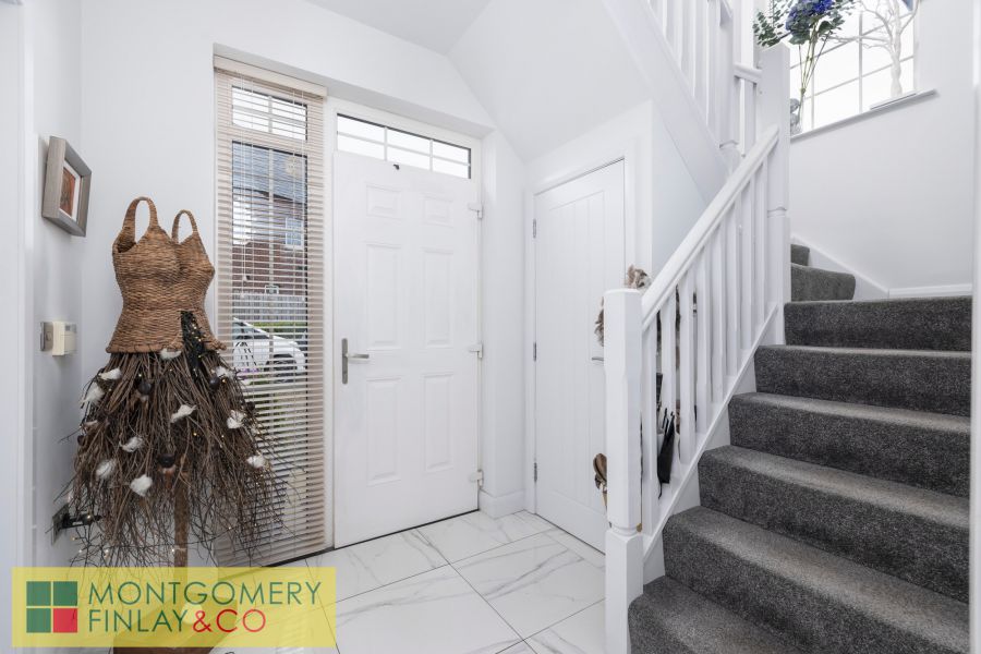 24 Cherrymount Green
