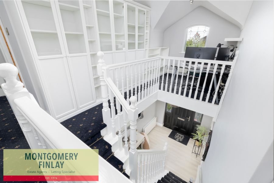 12 Clover Brae