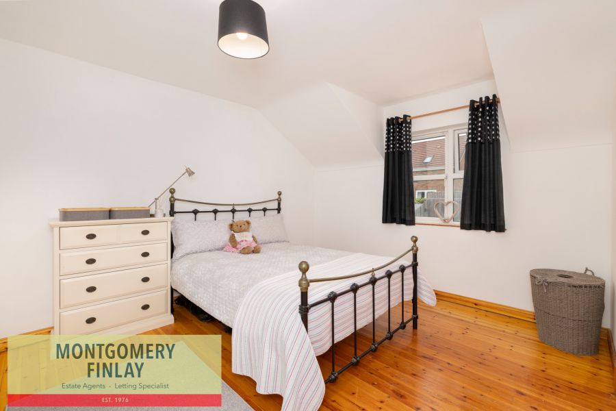 12 Clover Brae