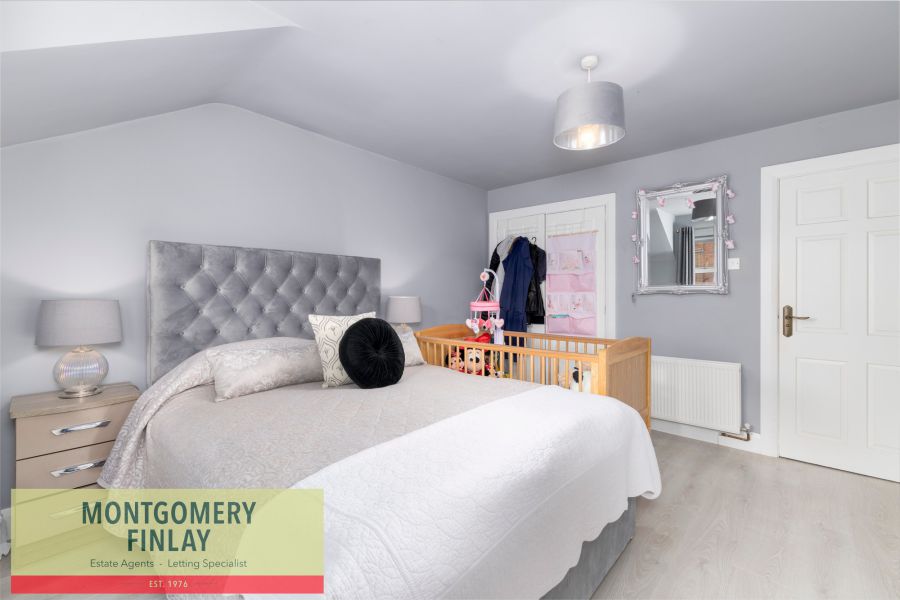 12 Clover Brae
