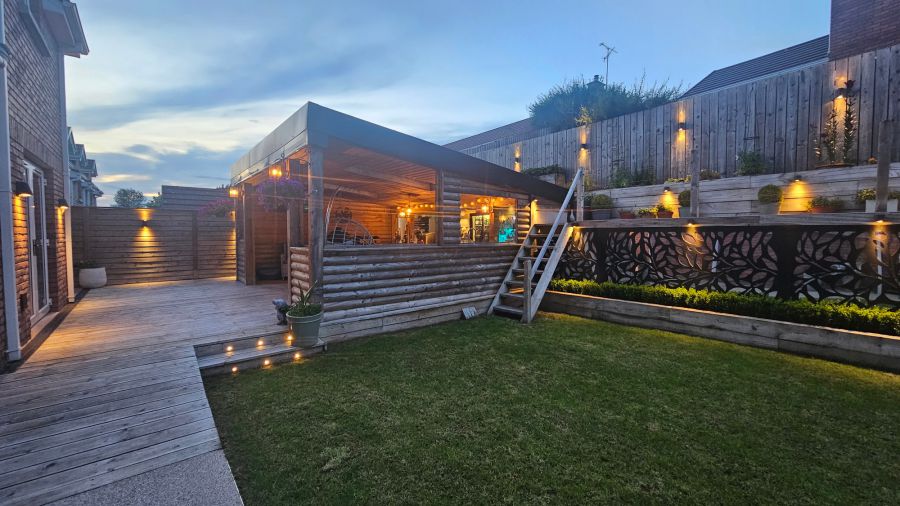 12 Clover Brae