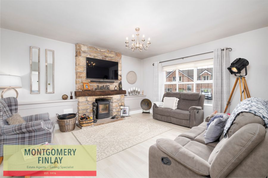 12 Clover Brae