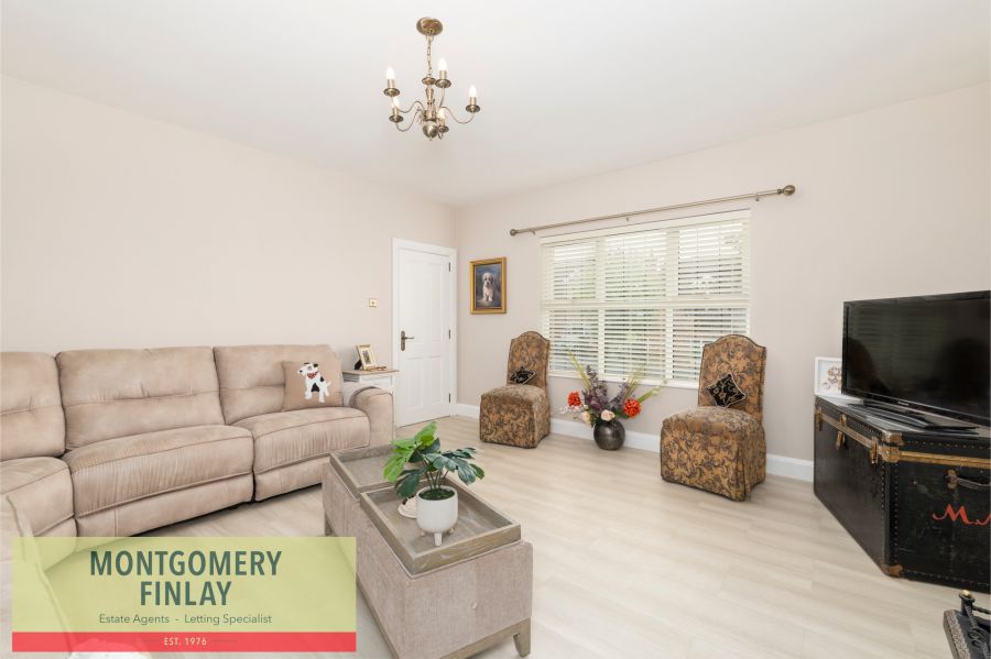 12 Clover Brae