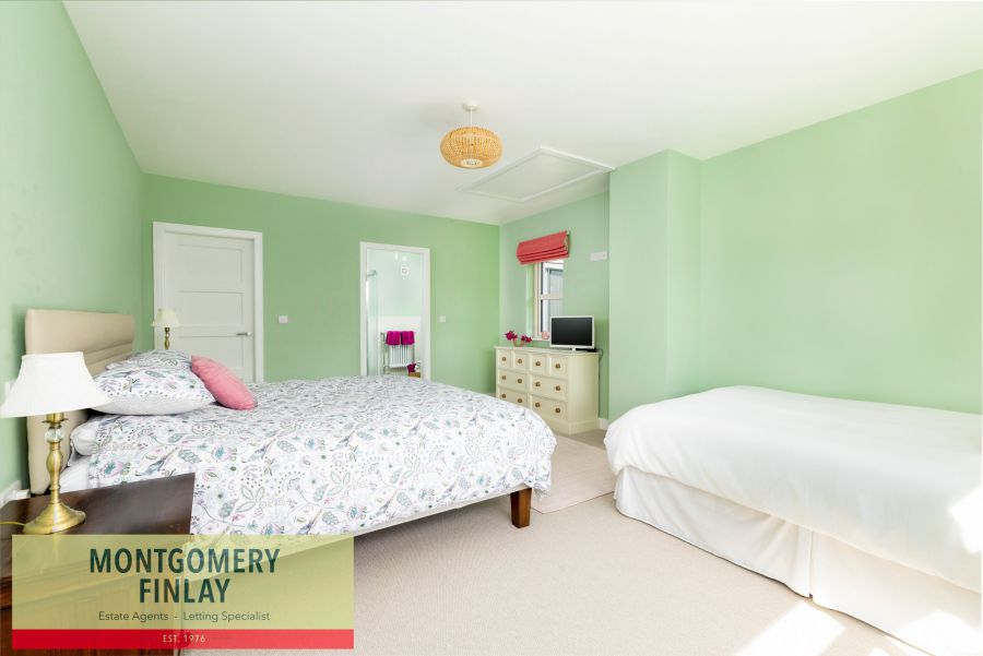 Willow View, 30 Oakfield Road
