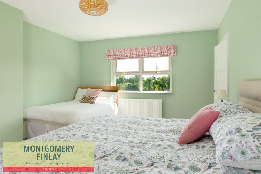 Willow View, 30 Oakfield Road