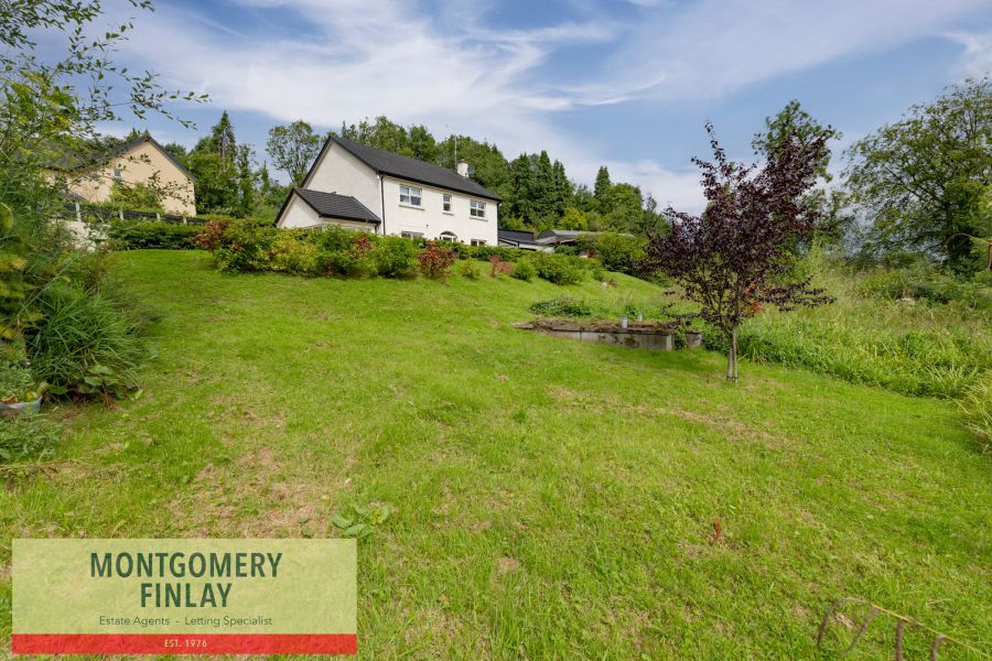Willow View, 30 Oakfield Road