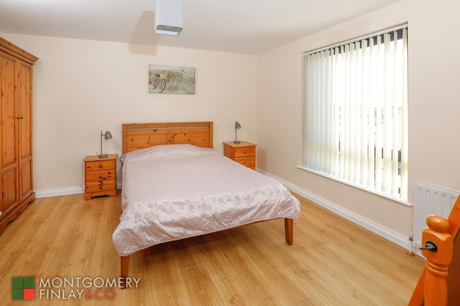 14 Oakhill Avenue
