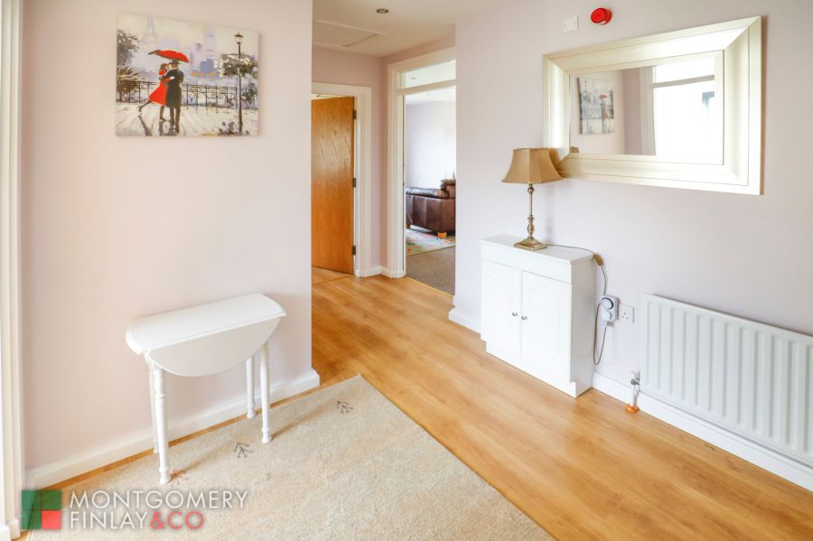 14 Oakhill Avenue