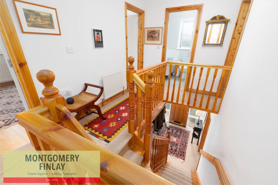 38 Featherbed Glade