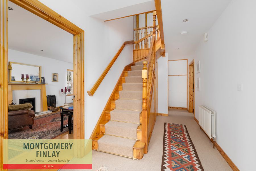 38 Featherbed Glade