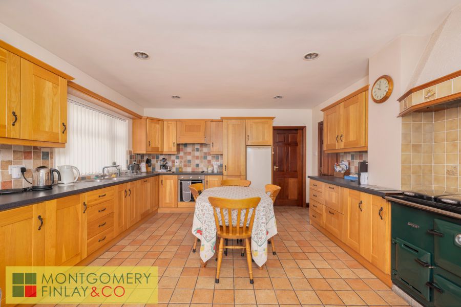 33 Enniskillen Road