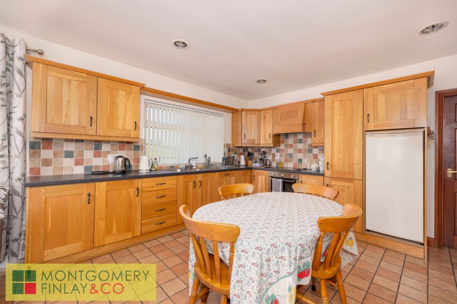 33 Enniskillen Road