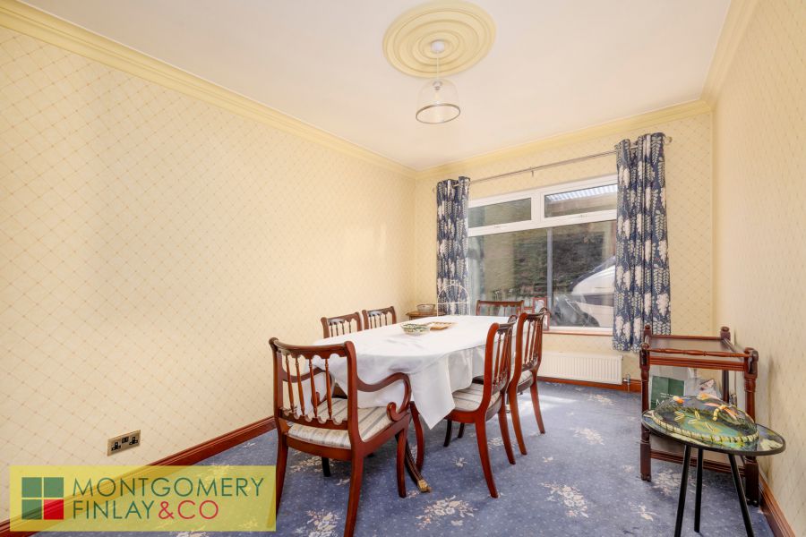 33 Enniskillen Road