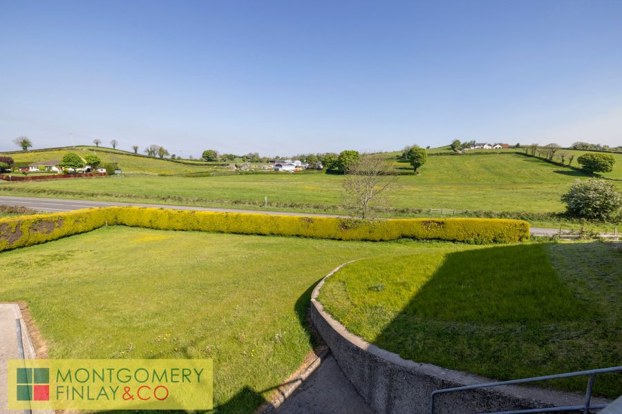 33 Enniskillen Road
