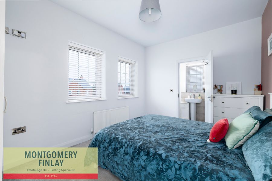 17 Cherrymount Avenue