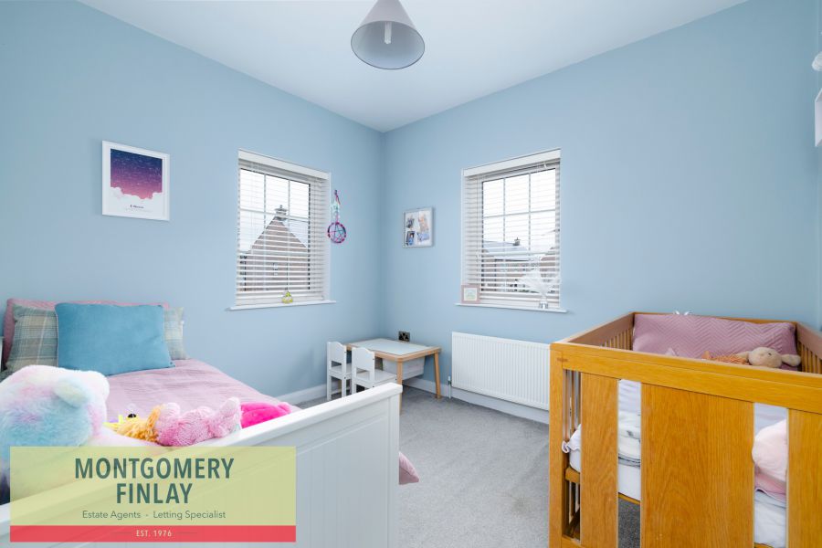 17 Cherrymount Avenue