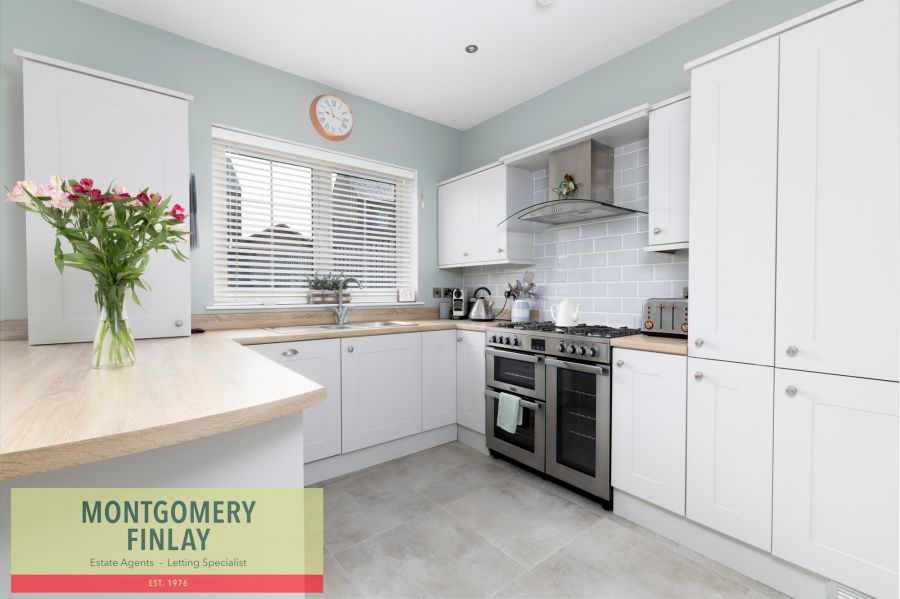 17 Cherrymount Avenue