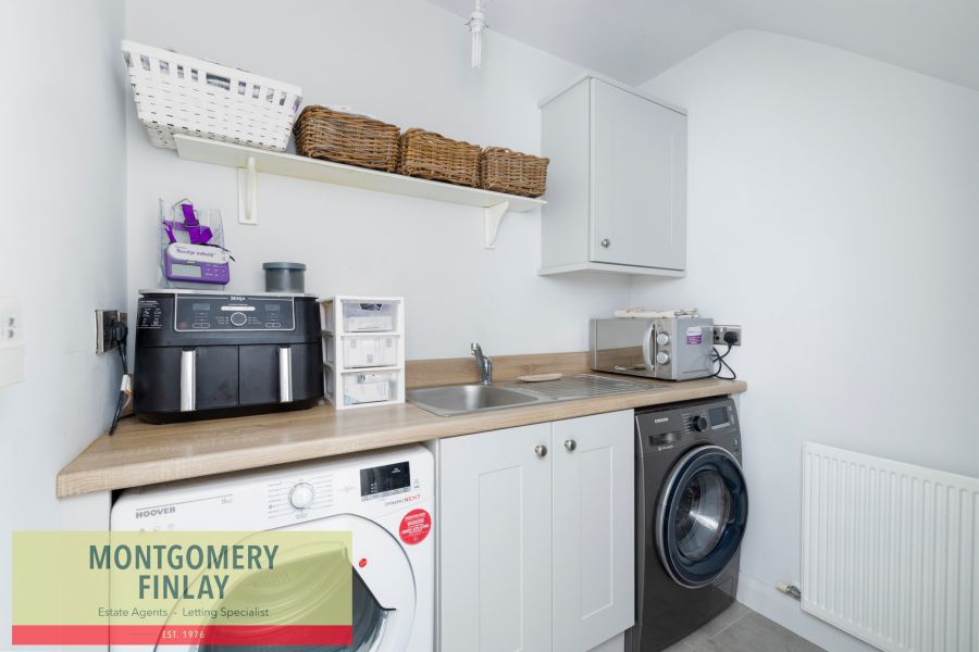 17 Cherrymount Avenue