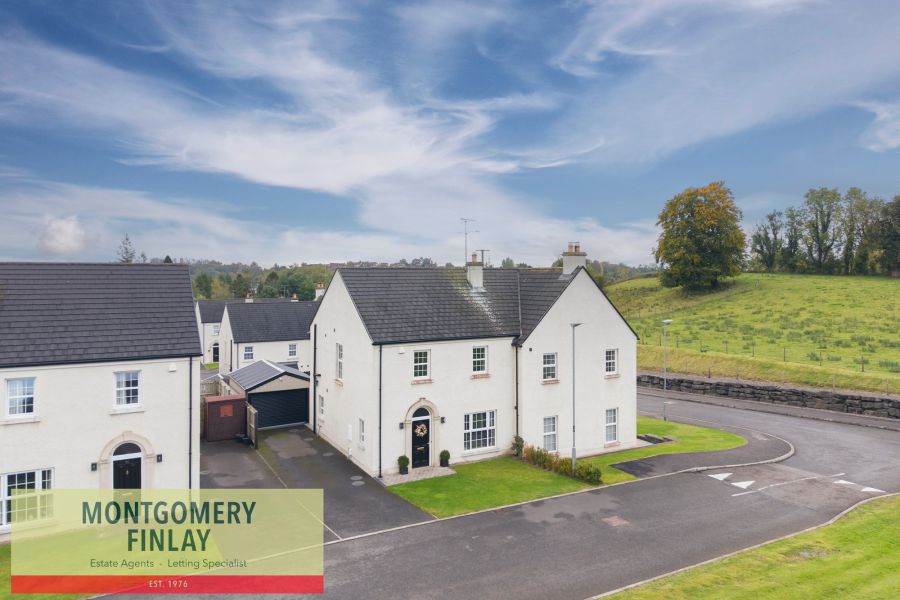 33 Lough Shore Manor