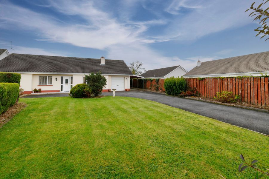 9 Rosscolban Meadows