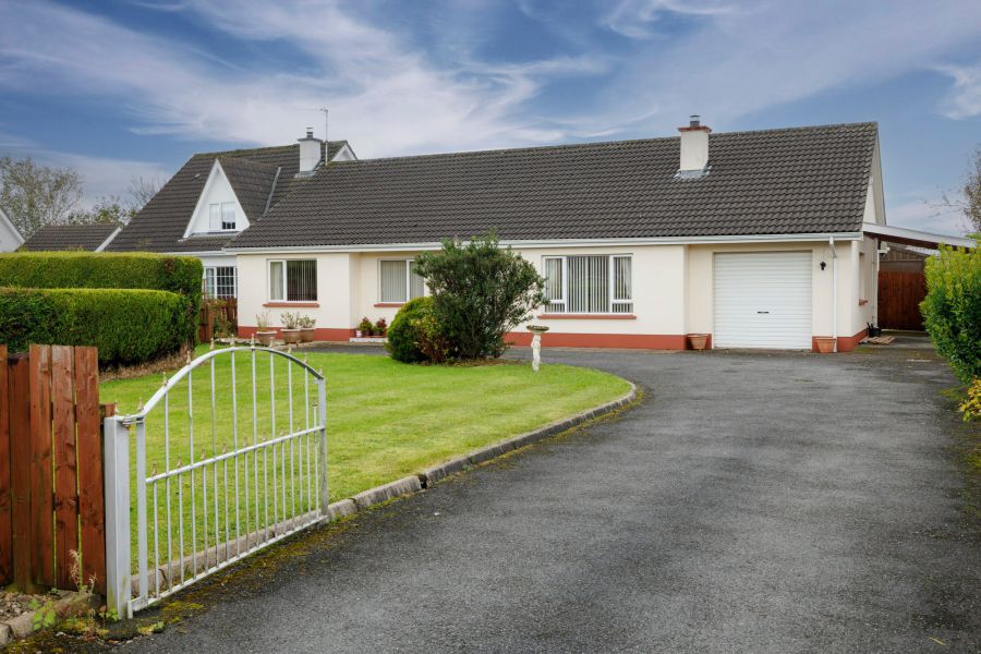 9 Rosscolban Meadows