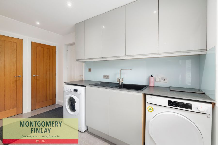 The Lodge, 14  Agharainy Road