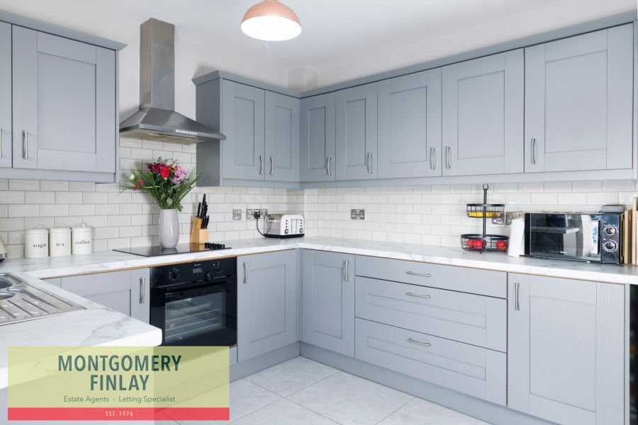 42 College Park Lane