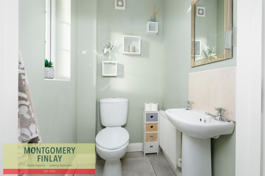 42 College Park Lane