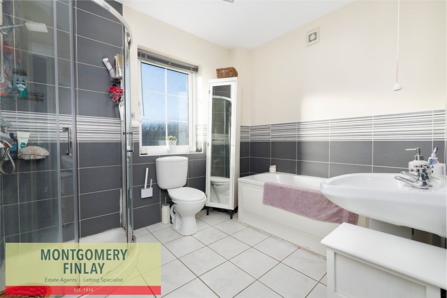 42 College Park Lane