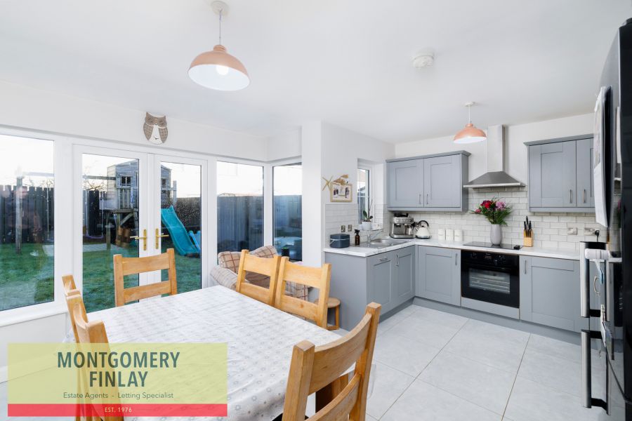 42 College Park Lane