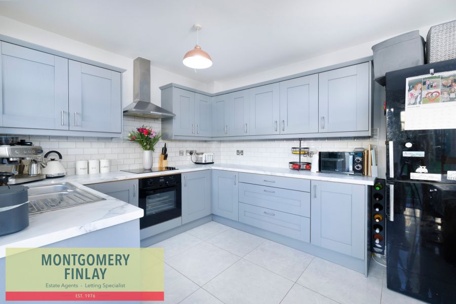 42 College Park Lane