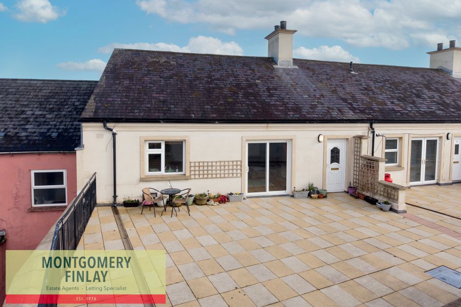 11 Castle Place, Enniskillen, BT74 7BD