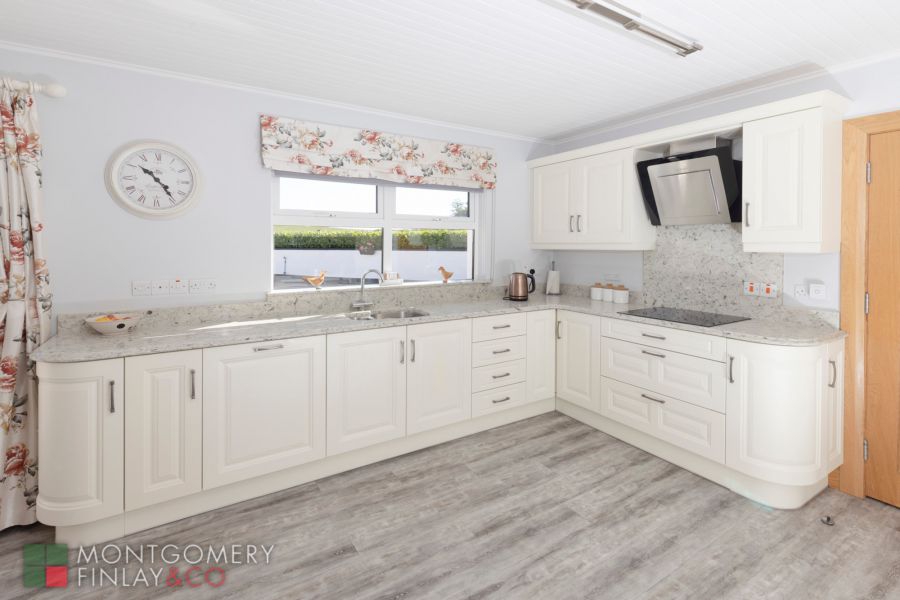 33 Moorfield Road