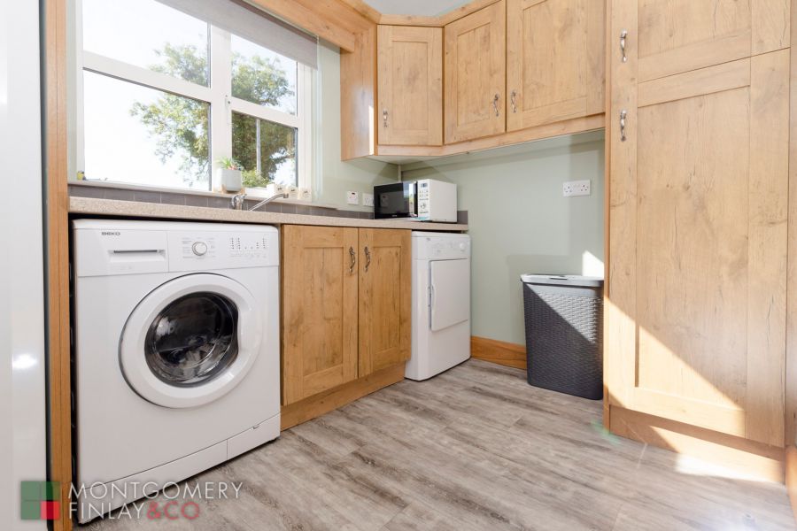 33 Moorfield Road
