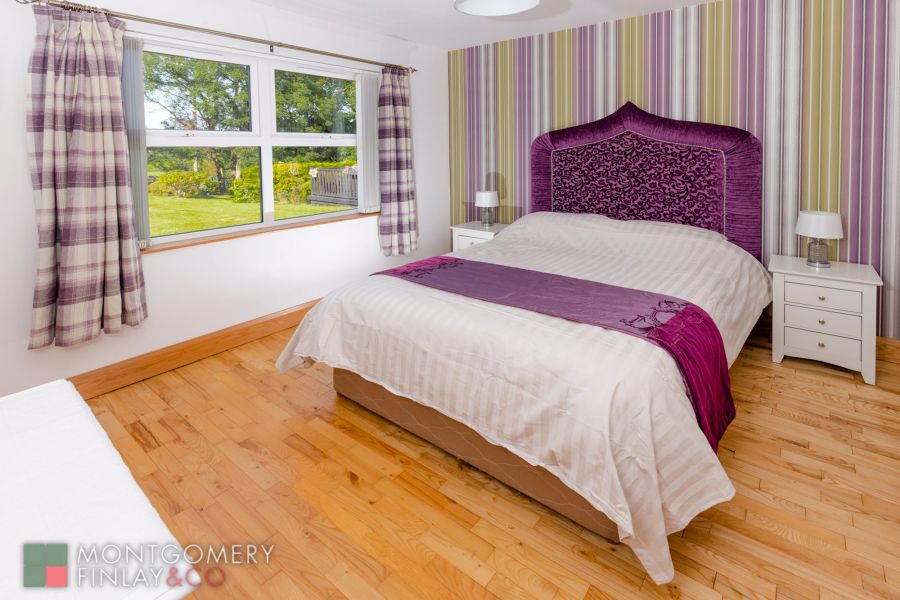 33 Moorfield Road