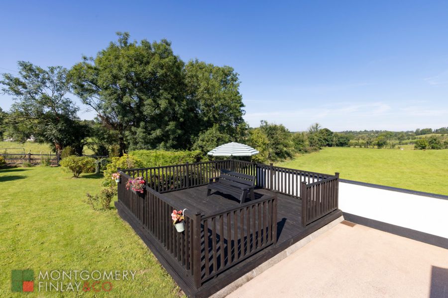 33 Moorfield Road