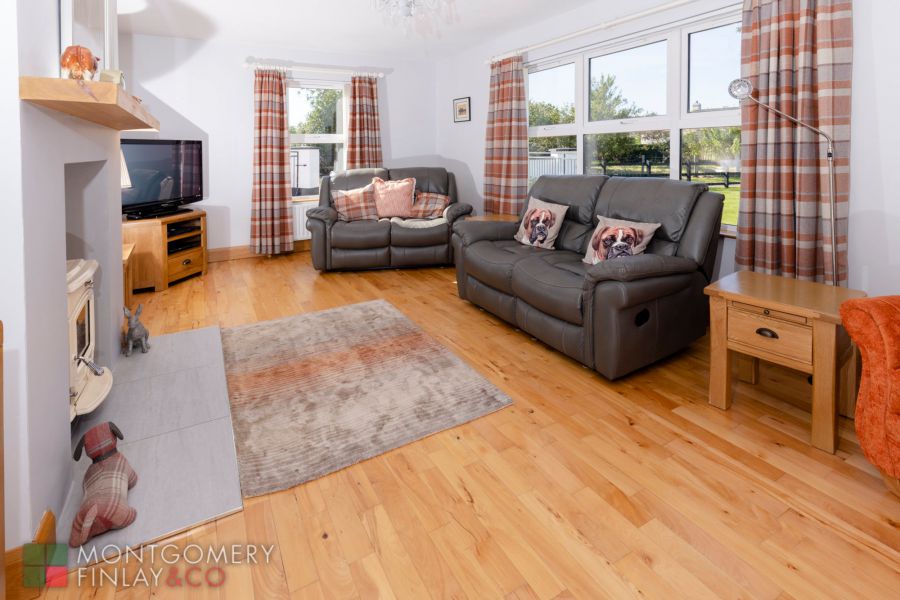 33 Moorfield Road