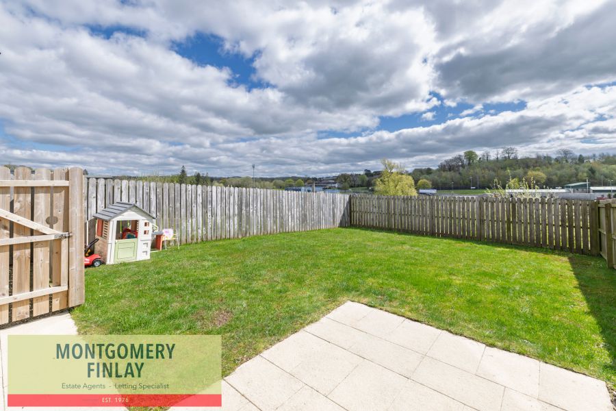 21 Cherrymount Green