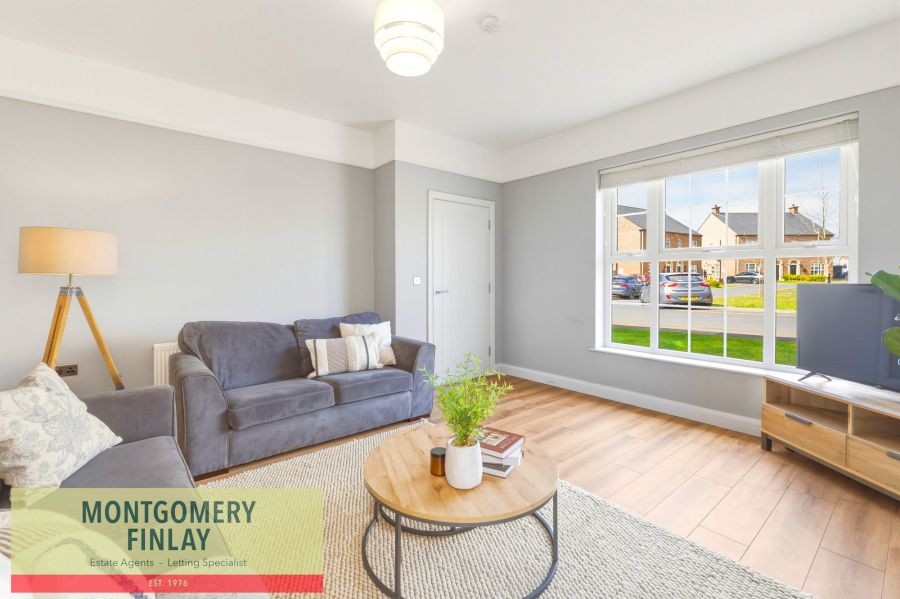 21 Cherrymount Green