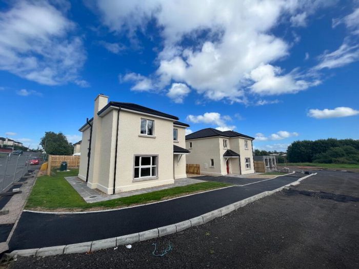 3 Bedroom Detached, 67 The Meadows