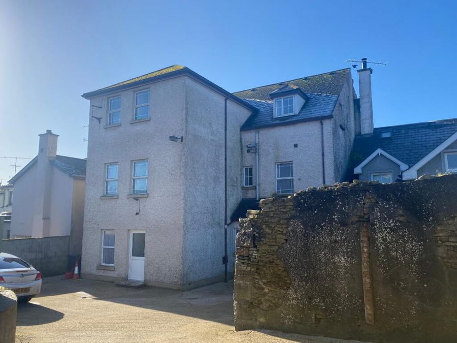 Apartment  83 Main Street